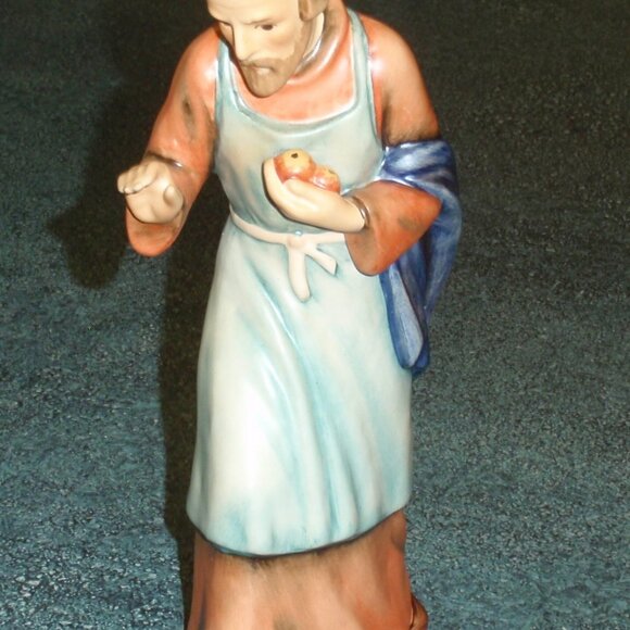 Hummel Goebel 7-1/2" Joseph Christmas Nativity Scene Figurine 214/B With Box! - Picture 4 of 12